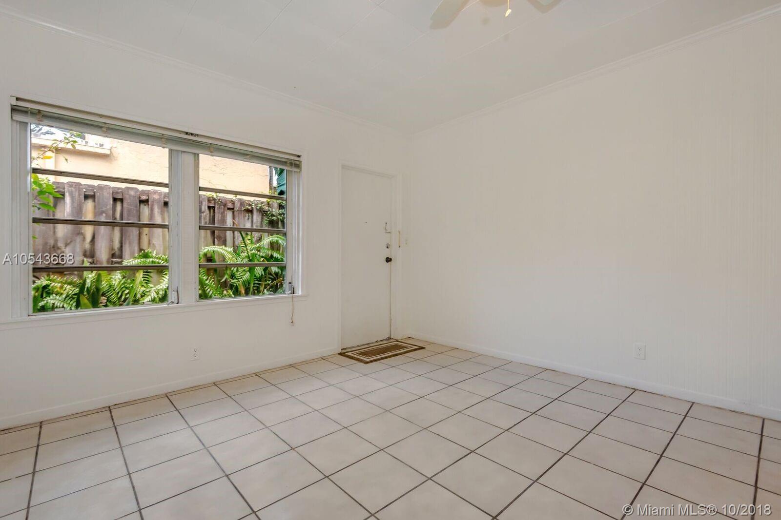 COLEE HAMMOCK - Residential Lease