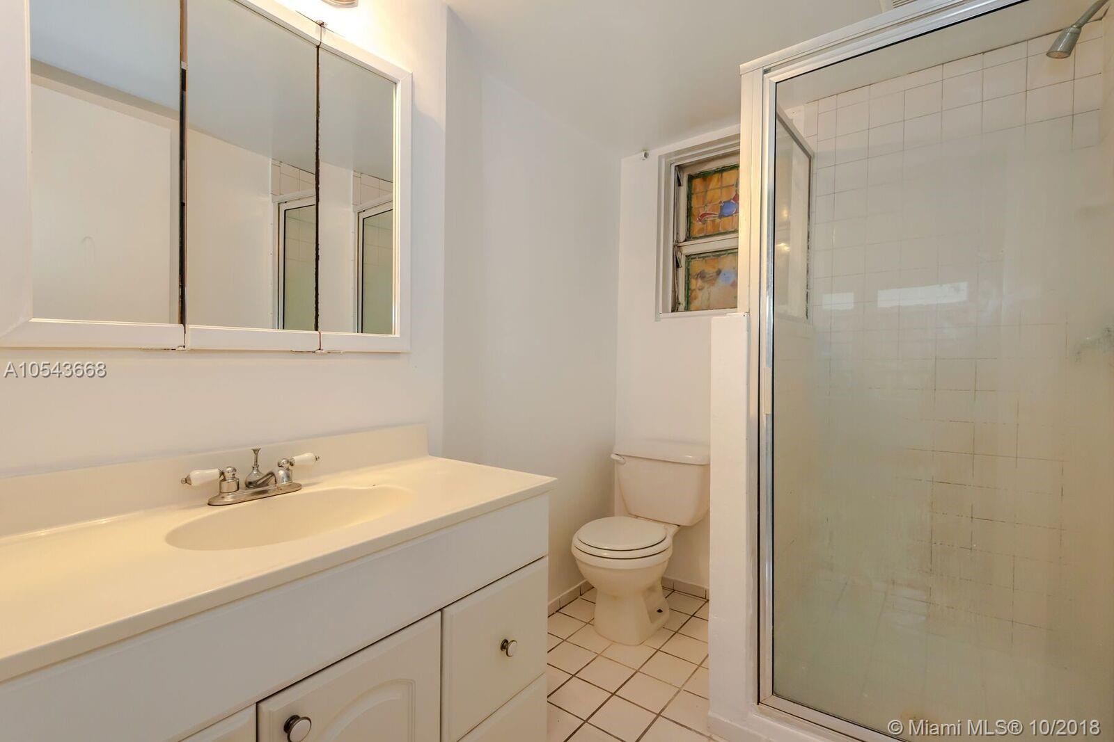 COLEE HAMMOCK - Residential Lease