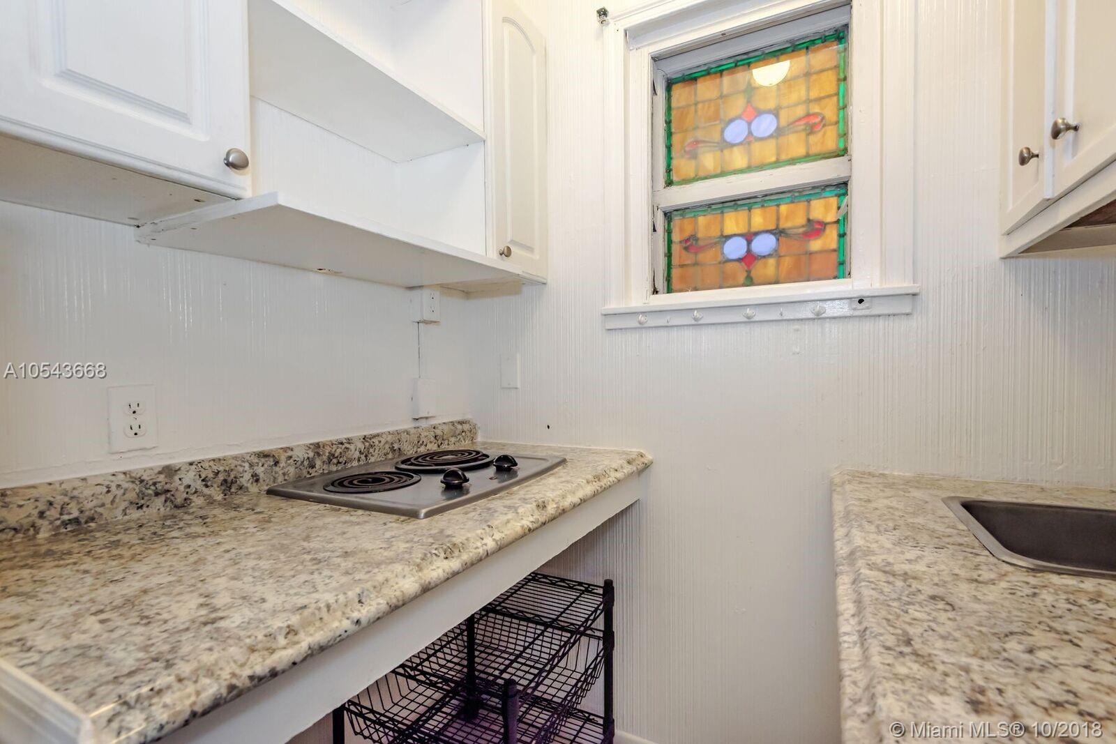 COLEE HAMMOCK - Residential Lease