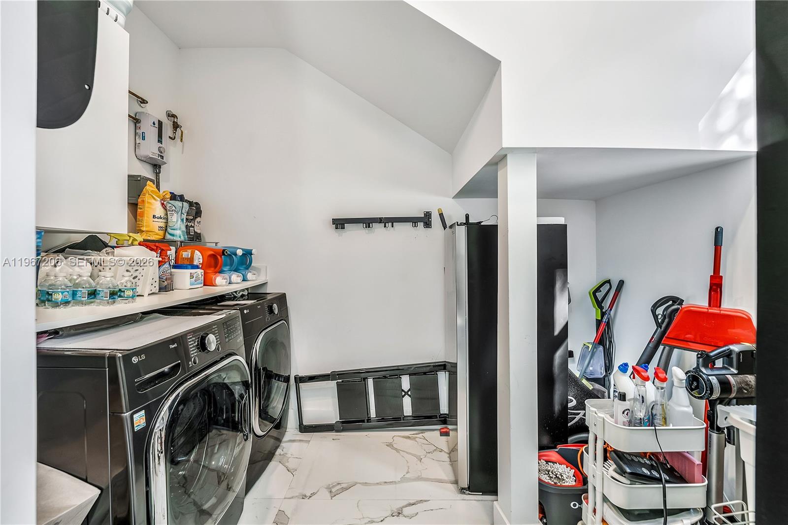 GRAPELAND - Residential