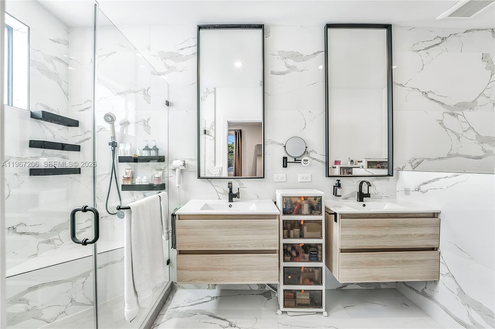 GRAPELAND - Residential