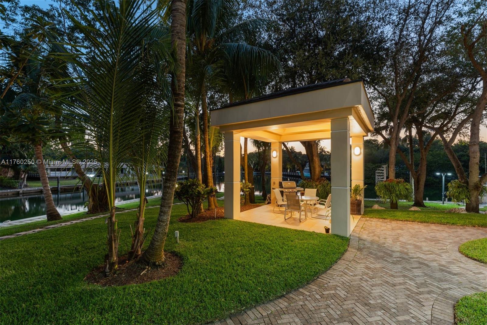 GABLES ESTATES NO 2 - Residential