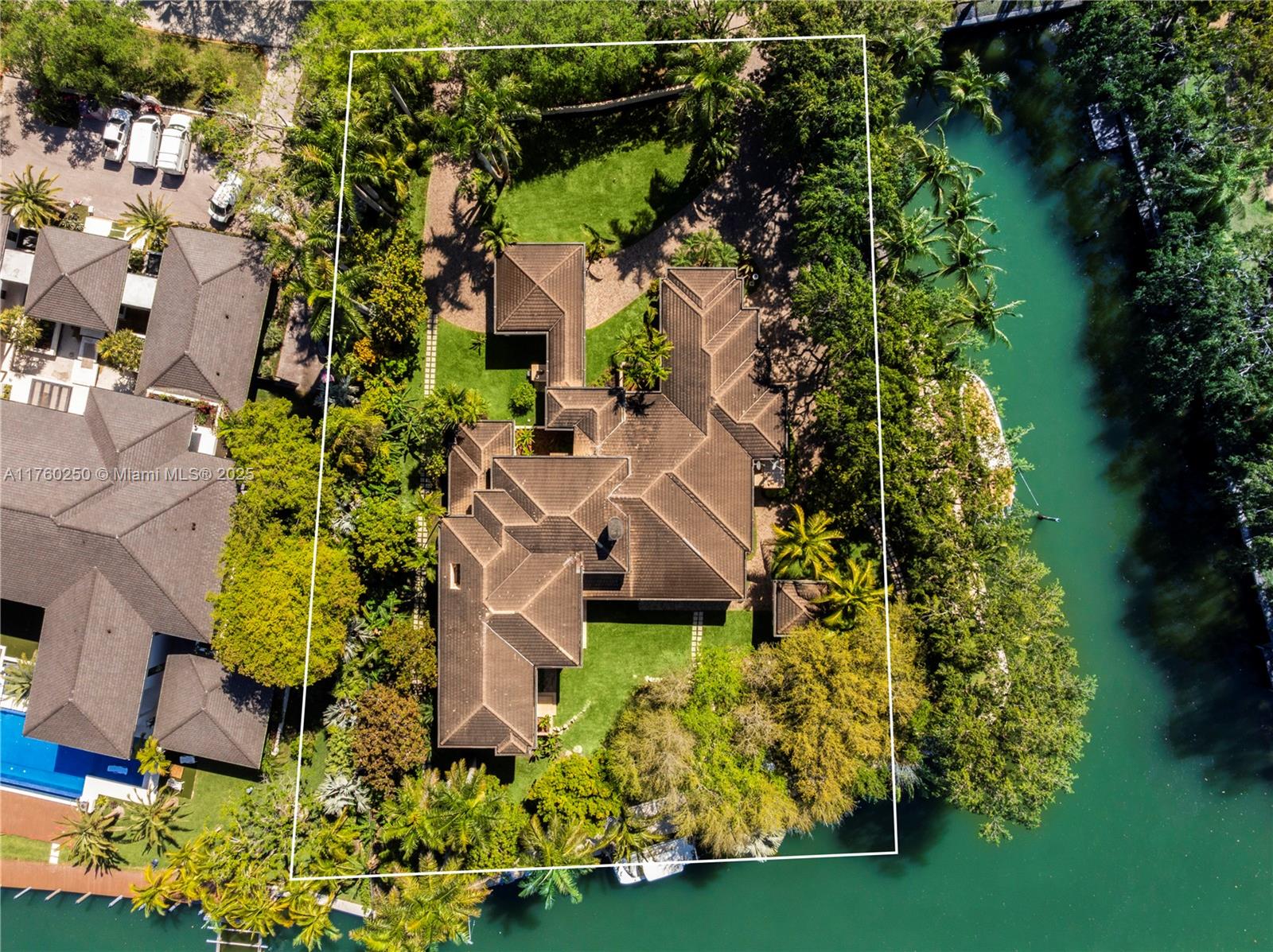 Property for Sale at 665 Leucadendra Dr, Coral Gables, Broward County, Florida - Bedrooms: 5 
Bathrooms: 8  - $29,000,000