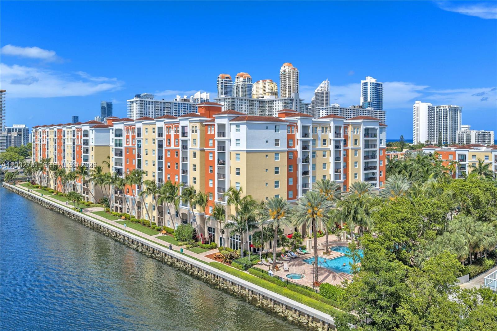 PORTO BELLAGIO CONDO - Residential