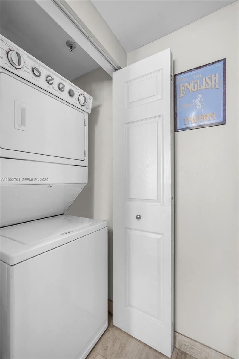 PORTO BELLAGIO CONDO - Residential