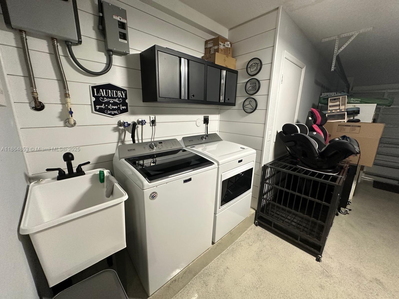 FOUR LAKES SEC 7 - Residential