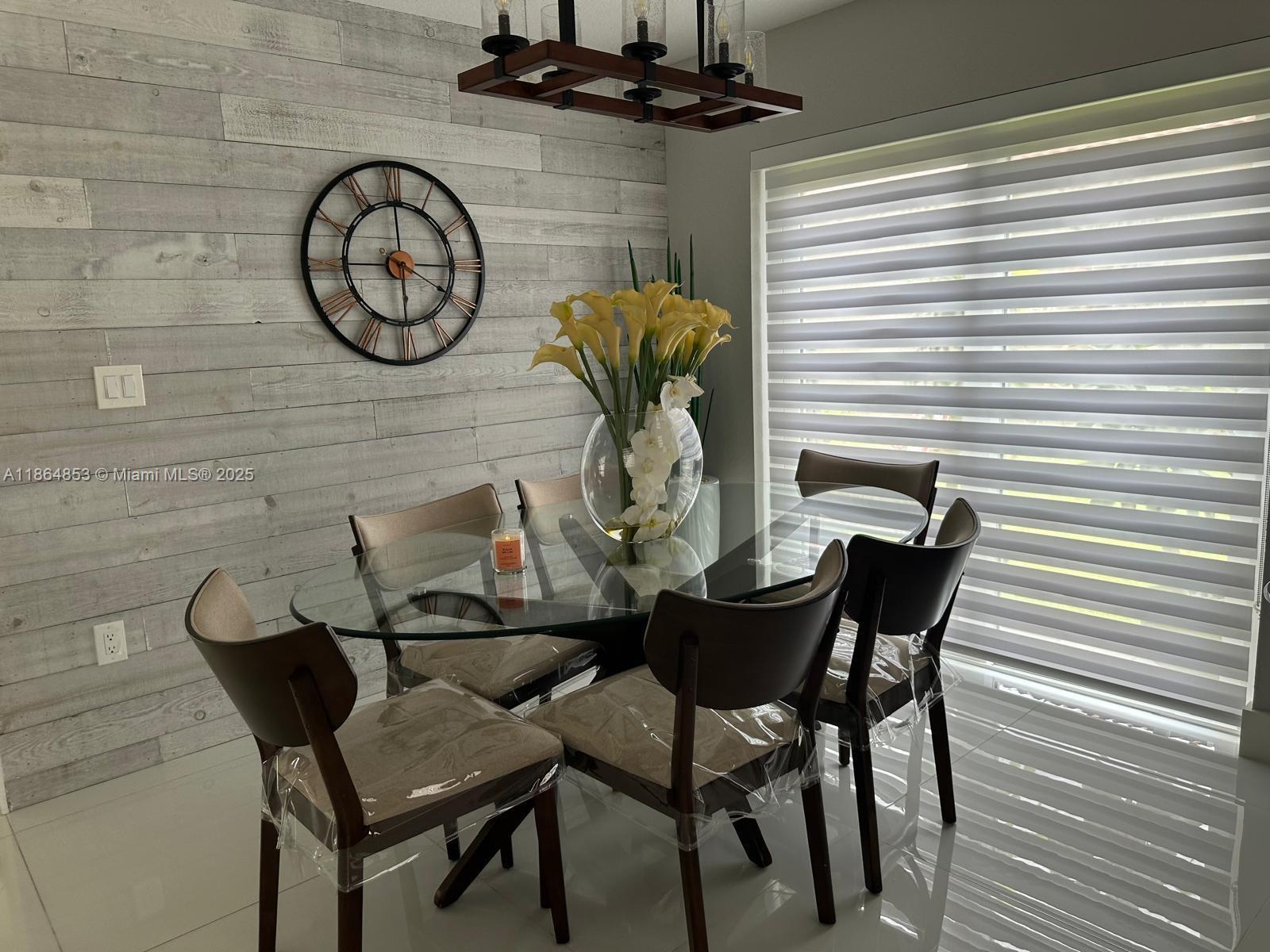 FOUR LAKES SEC 7 - Residential