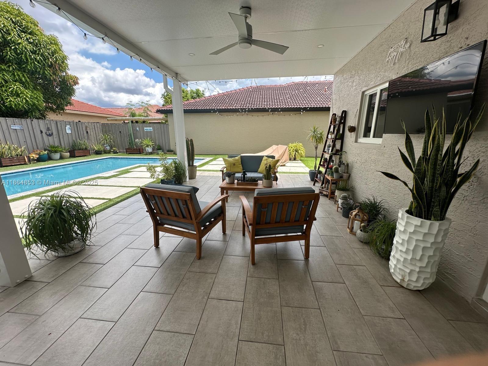 FOUR LAKES SEC 7 - Residential