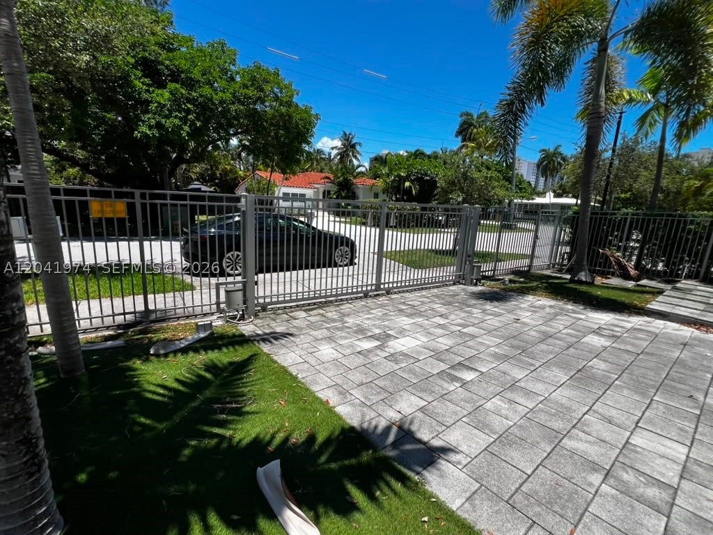 18975 Atlantic Blvd 18975