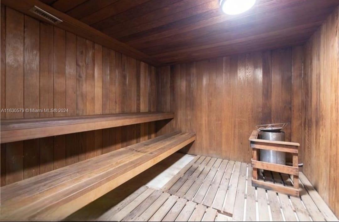 PARKER TOWER CONDO - Residential Lease