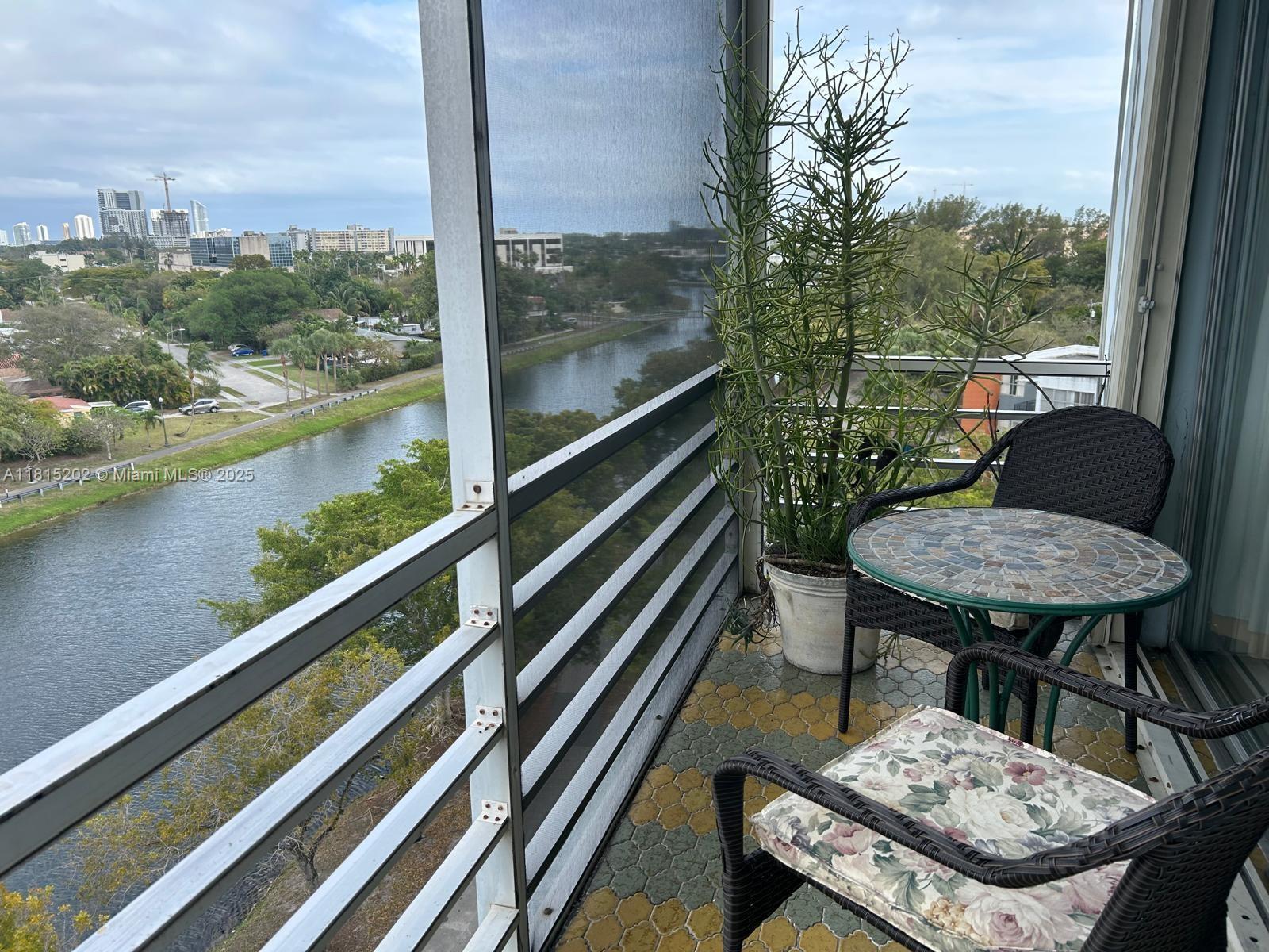 ANDOR PLAZA CONDO - Residential