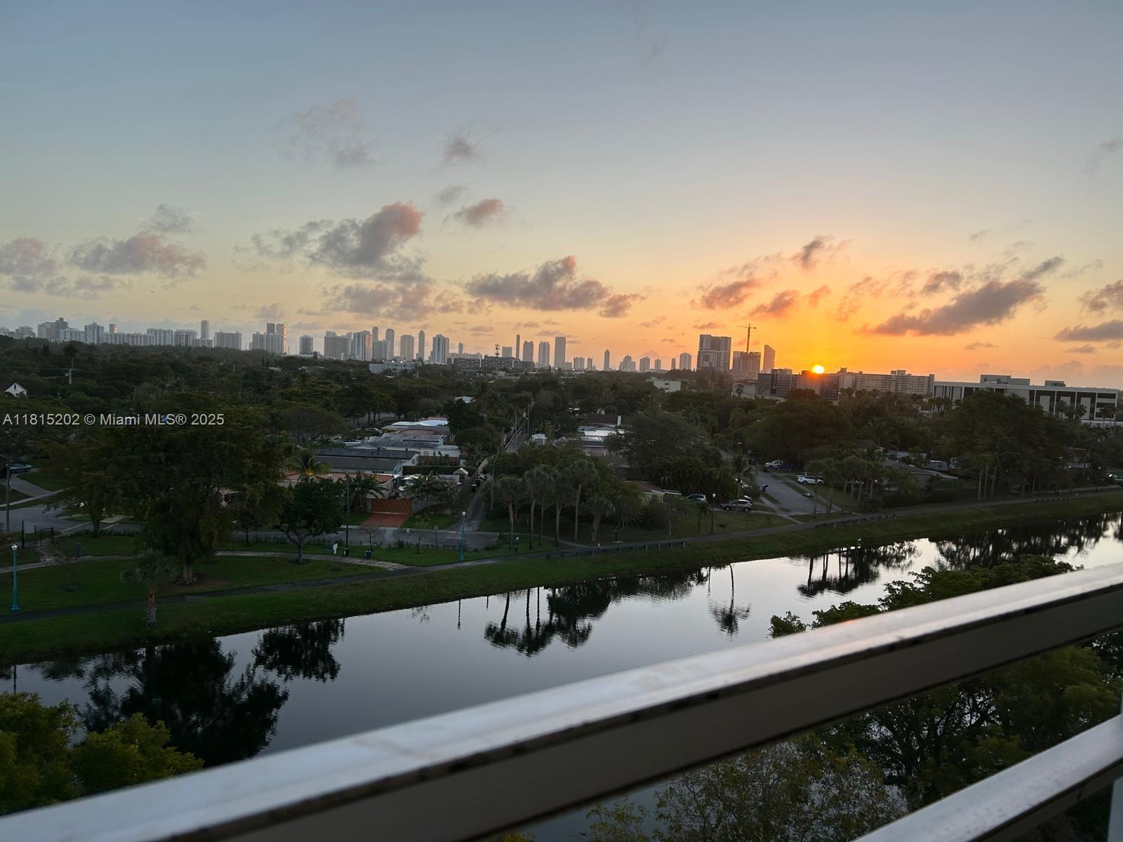 ANDOR PLAZA CONDO - Residential