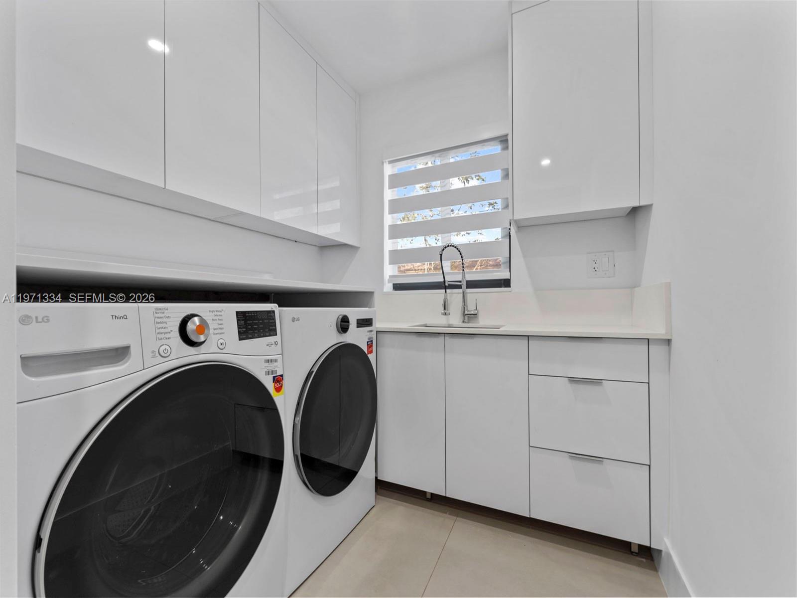 CORAL SPRINGS COUNTRY CLU - Residential