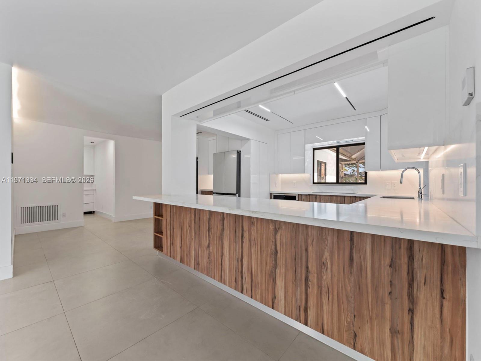 CORAL SPRINGS COUNTRY CLU - Residential