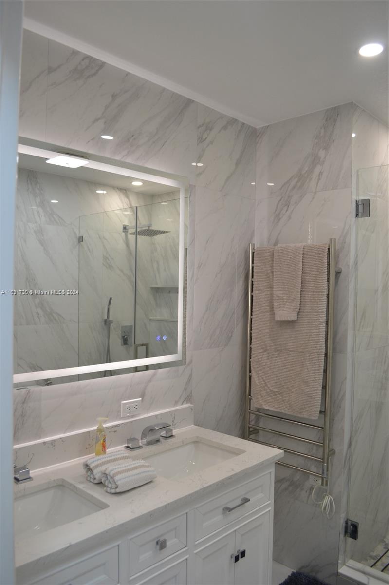 ESSEX VILLAGE - Residential Lease