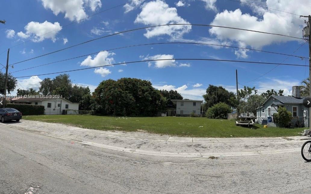 ORANGE HEIGHTS - Land