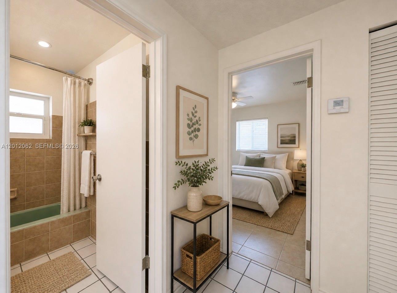 ROYAL PALMS PARK - Residential