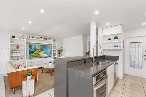 Tiny photo for 1400 N Tallwood Ave #306, Hollywood, FL 33021 (MLS # A11976909)