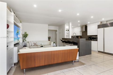 Tiny photo for 1400 N Tallwood Ave #306, Hollywood, FL 33021 (MLS # A11976909)