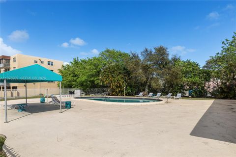 Tiny photo for 1400 N Tallwood Ave #306, Hollywood, FL 33021 (MLS # A11976909)