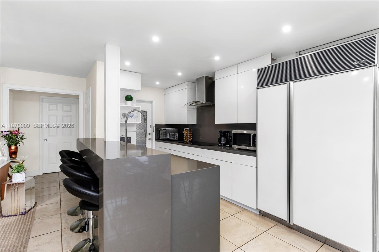 TALLWOOD EAST CONDO - Residential