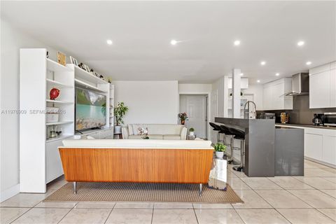 Tiny photo for 1400 N Tallwood Ave #306, Hollywood, FL 33021 (MLS # A11976909)