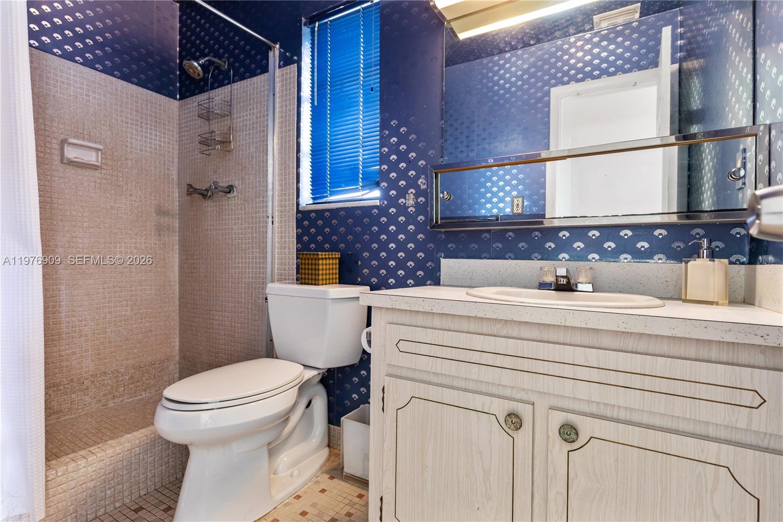 TALLWOOD EAST CONDO - Residential