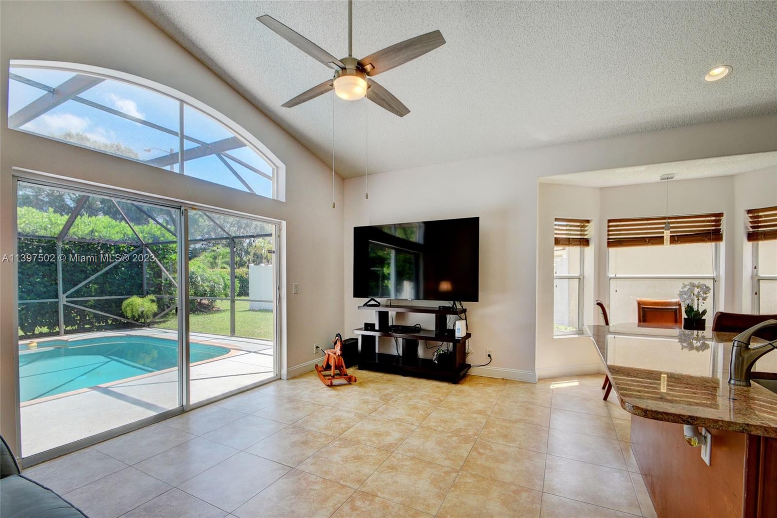 WINSTON TRAILS PAR 16 - Residential