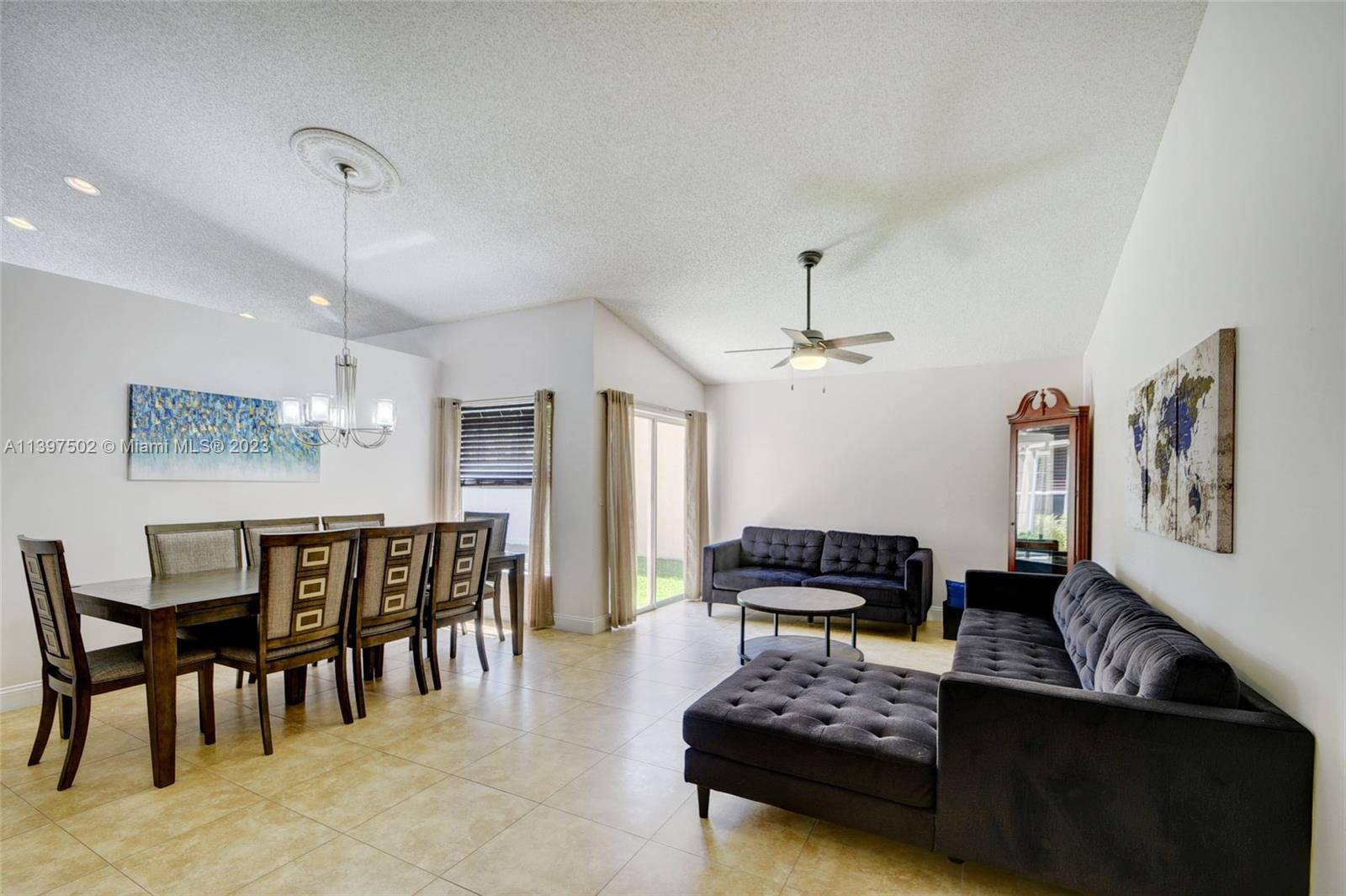 WINSTON TRAILS PAR 16 - Residential