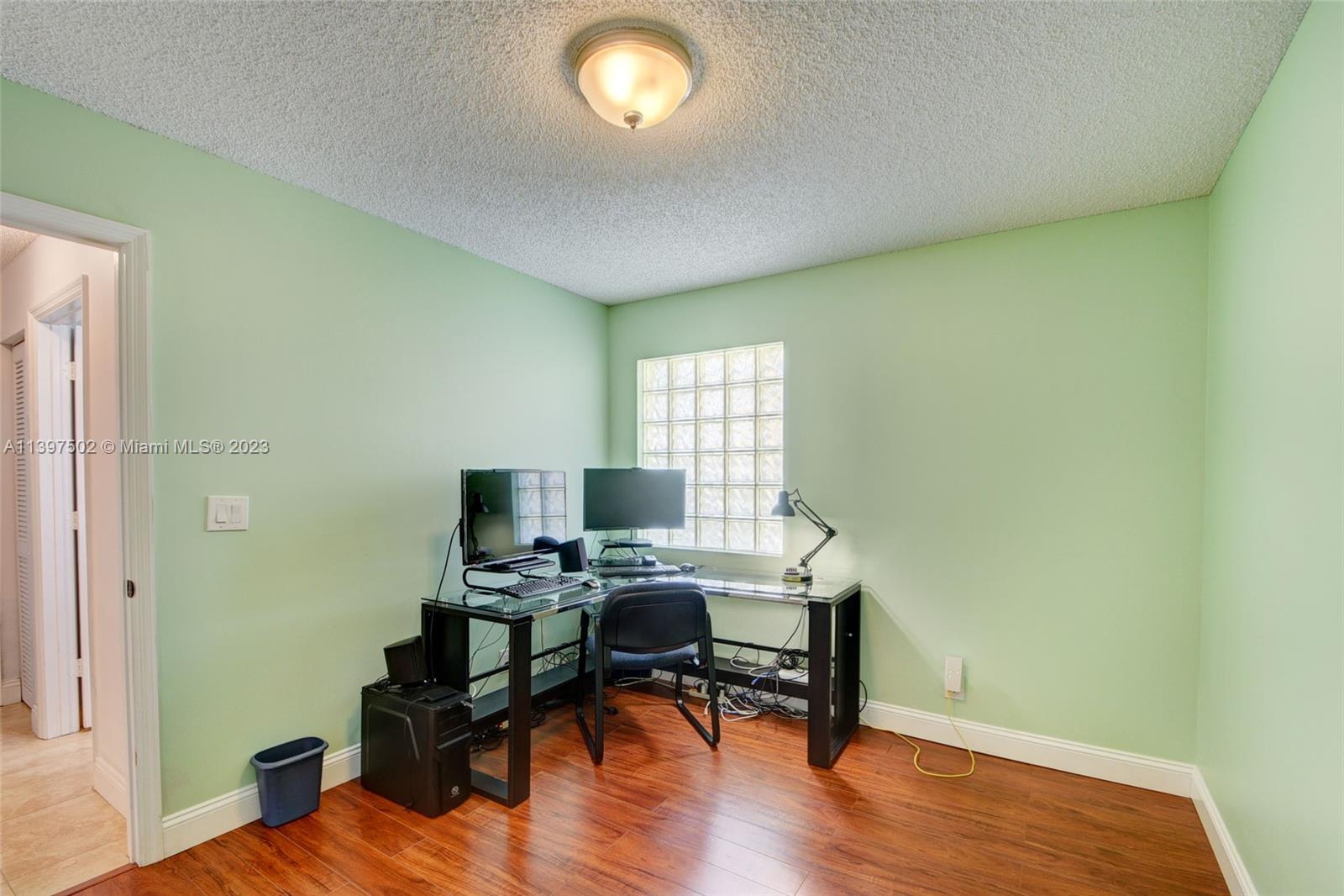 WINSTON TRAILS PAR 16 - Residential