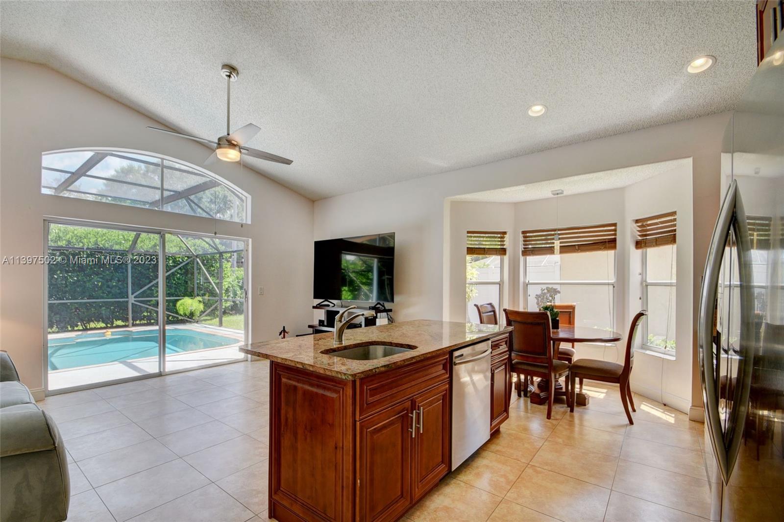 WINSTON TRAILS PAR 16 - Residential