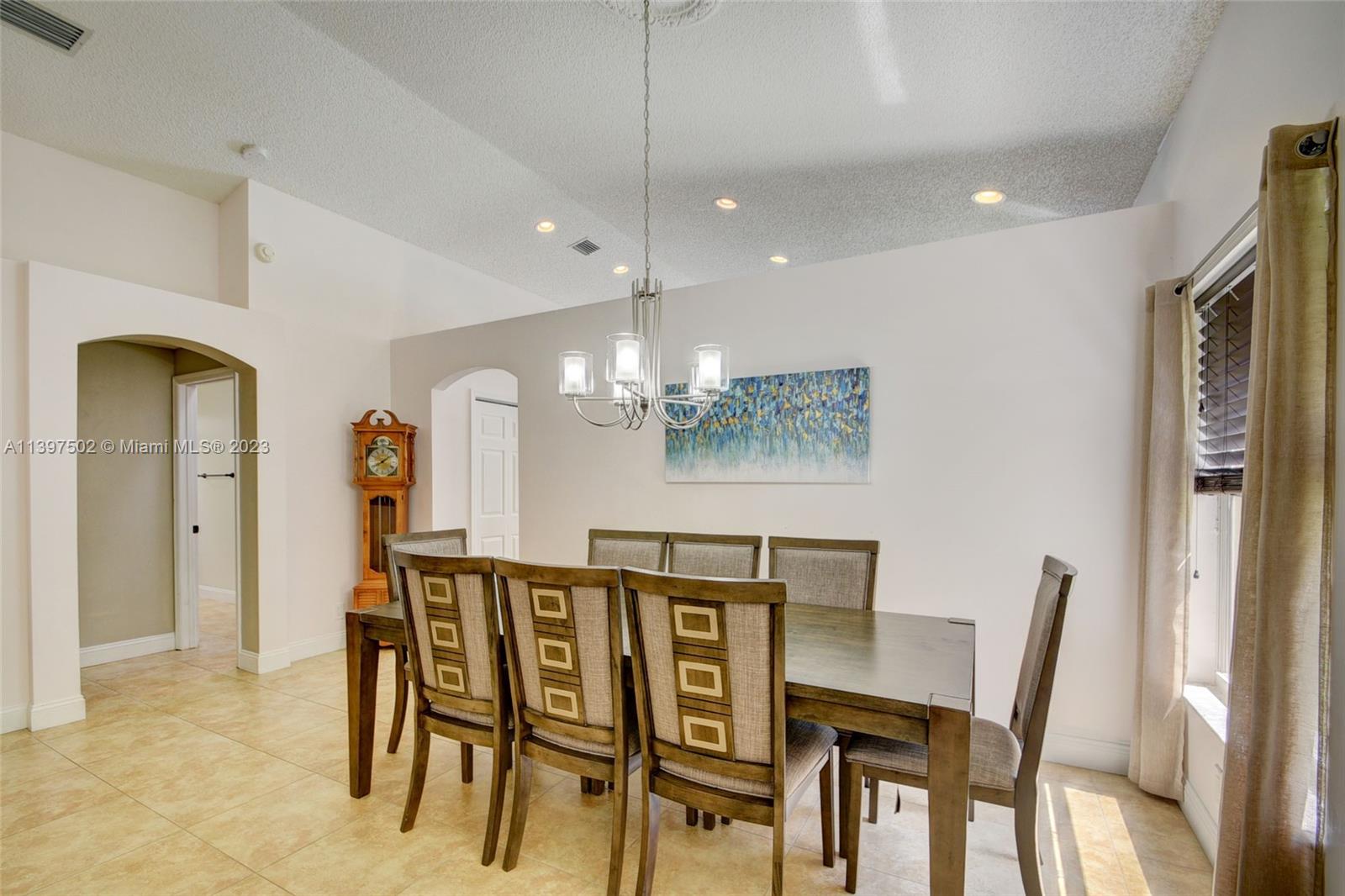 WINSTON TRAILS PAR 16 - Residential