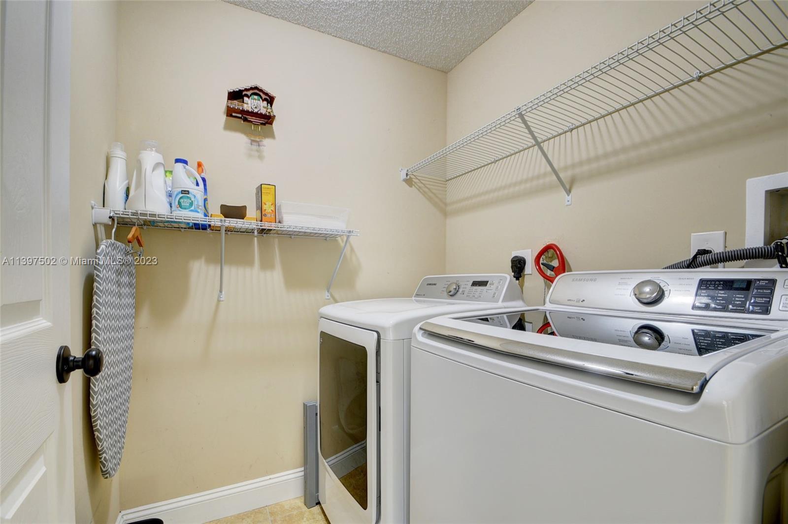 WINSTON TRAILS PAR 16 - Residential