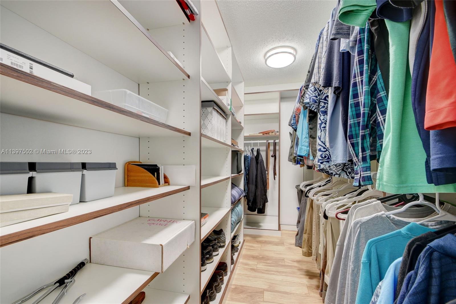 WINSTON TRAILS PAR 16 - Residential