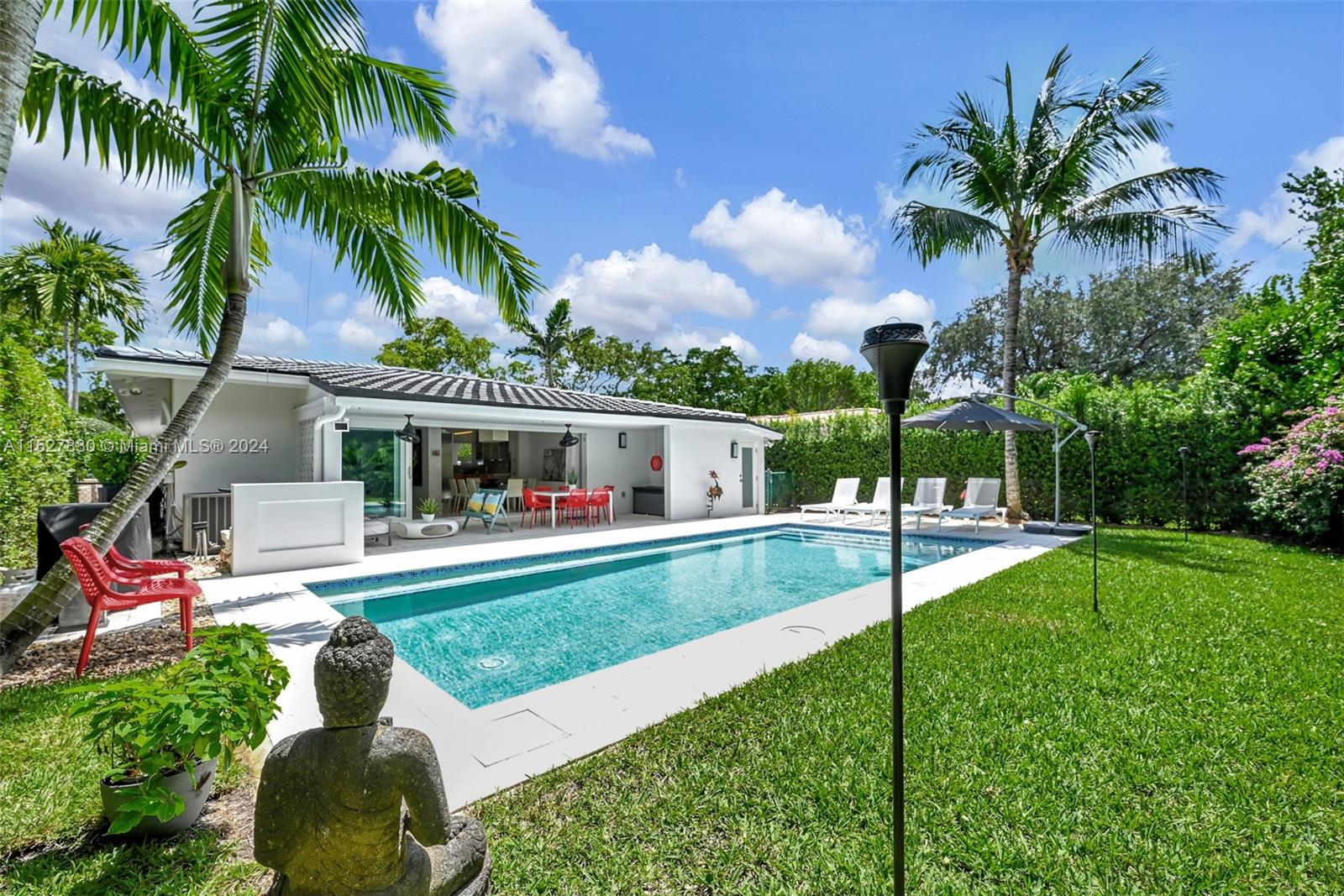 Property for Sale at 825 Malaga Ave, Coral Gables, Broward County, Florida - Bedrooms: 3 
Bathrooms: 3  - $1,995,000