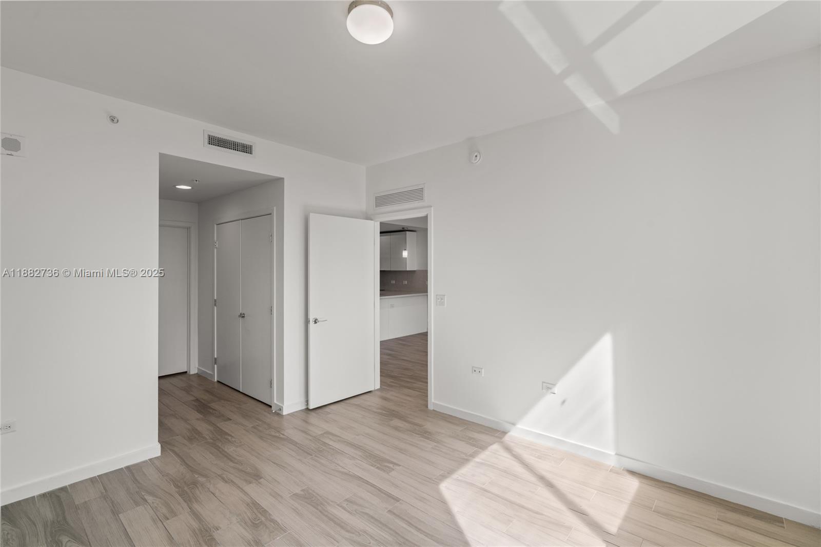 NINE AT MARY BRICKELL VIL - Residential