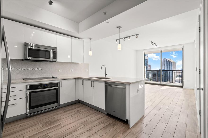 LIVE ON TOP OF ALL THE SHOPS, RESTAURANTS AND BARS OF MARY BRICKELL VILLAGE & PUBLIX. UNIT HAS UPGRADED PORCELAIN FLOORS THROUGH OUT AND UPGRADED BUILD OUT CLOSETS. ITALIAN LACQUER CABINETS IN THE KITCHEN & S/S APPLIANCES. BE ONE OF T HE VERY FIRST TO LIVE AT NINE! LIVE IN THE MIDDLE OF IT ALL ON THE MOST CONVENIENT STREET. SOUTH MIAMI AVENUE. JUST AN ELEVATOR AWAY FROM THE SHOPS AND RESTAURANTS. GREAT VIEWS FROM THIS UNIT. ENJOY ALL THE AMENITIES & LIFESTYLE OF NINE. EAST WATER VIEWS.