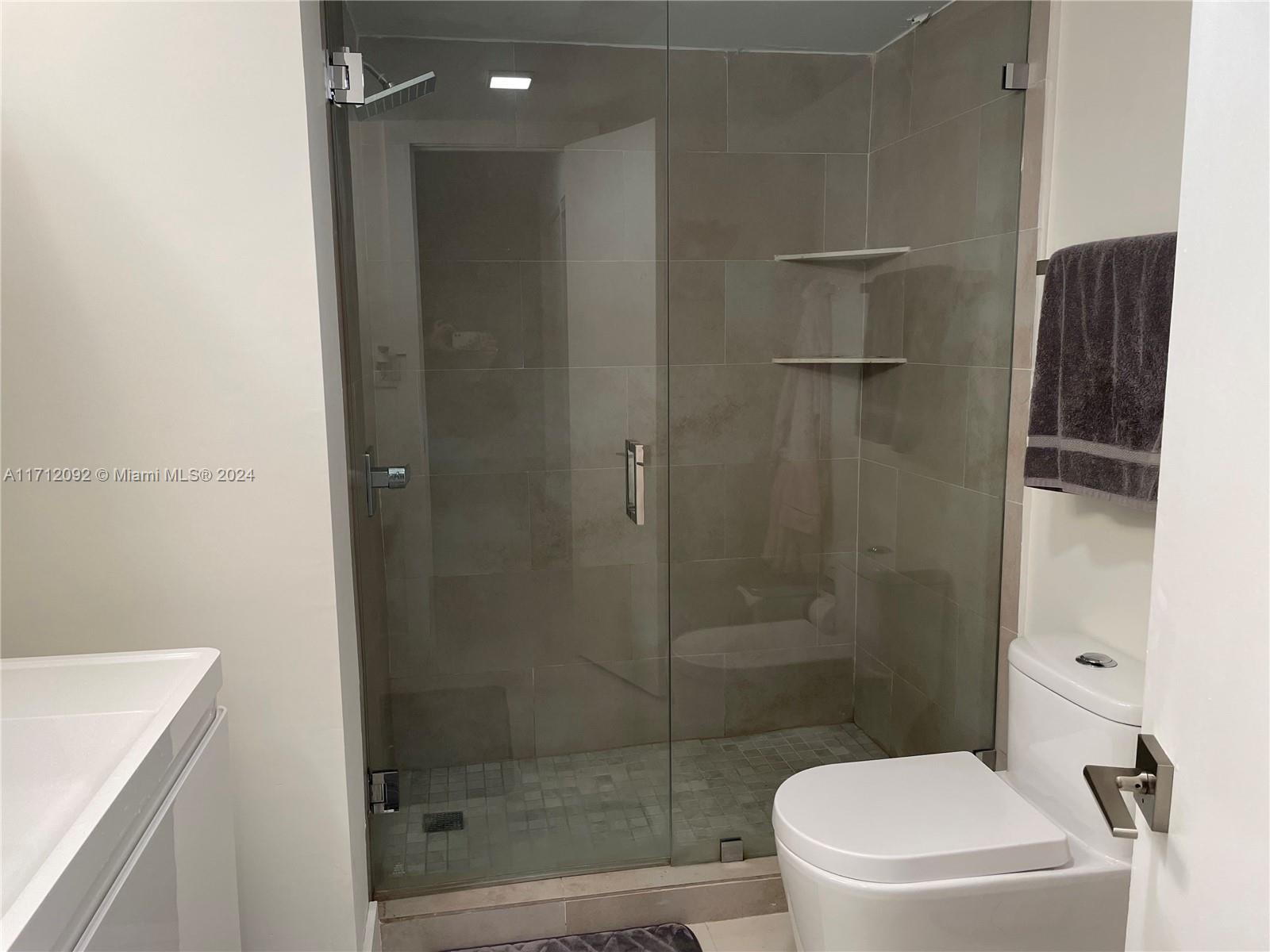 COMMODORE PLAZA CONDO - Residential Lease