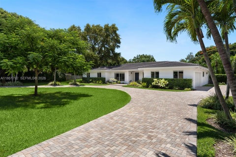 Photo of 5940 SW 120th St, Pinecrest, FL 33156 (MLS # A11861792)