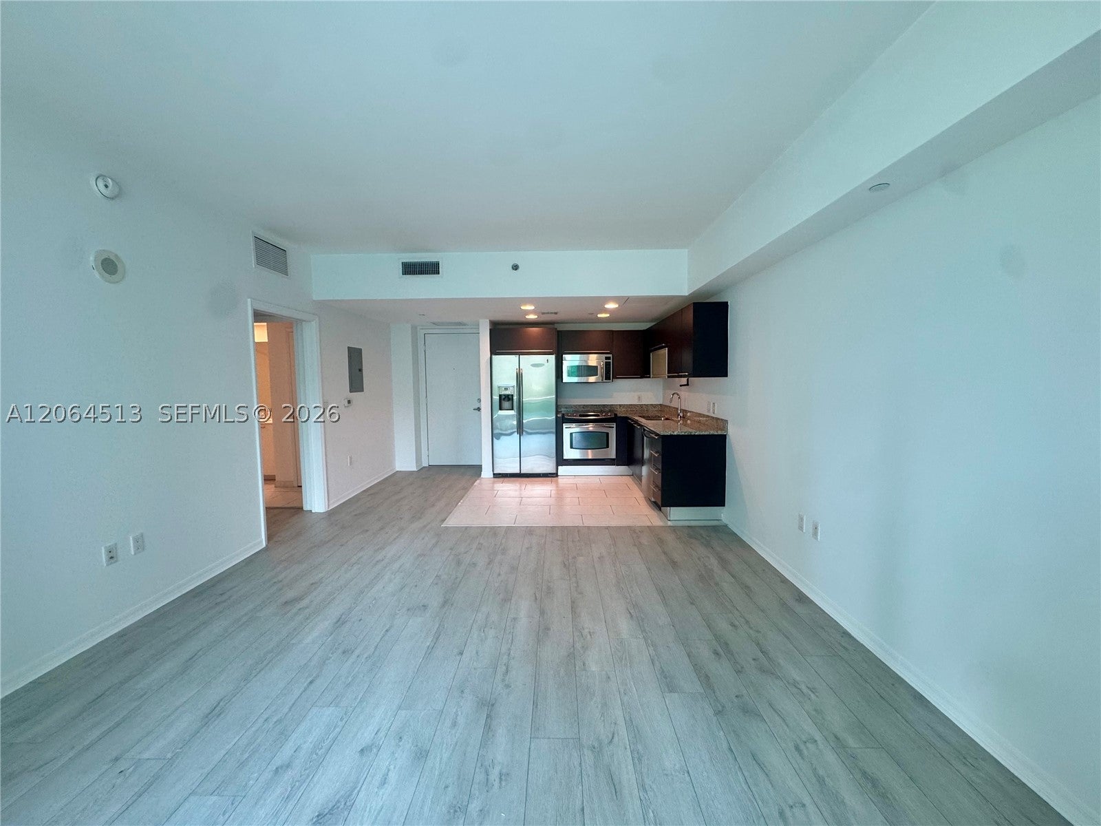 951 Brickell Ave 409