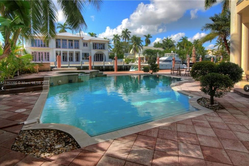 CORAL ISLES - Residential