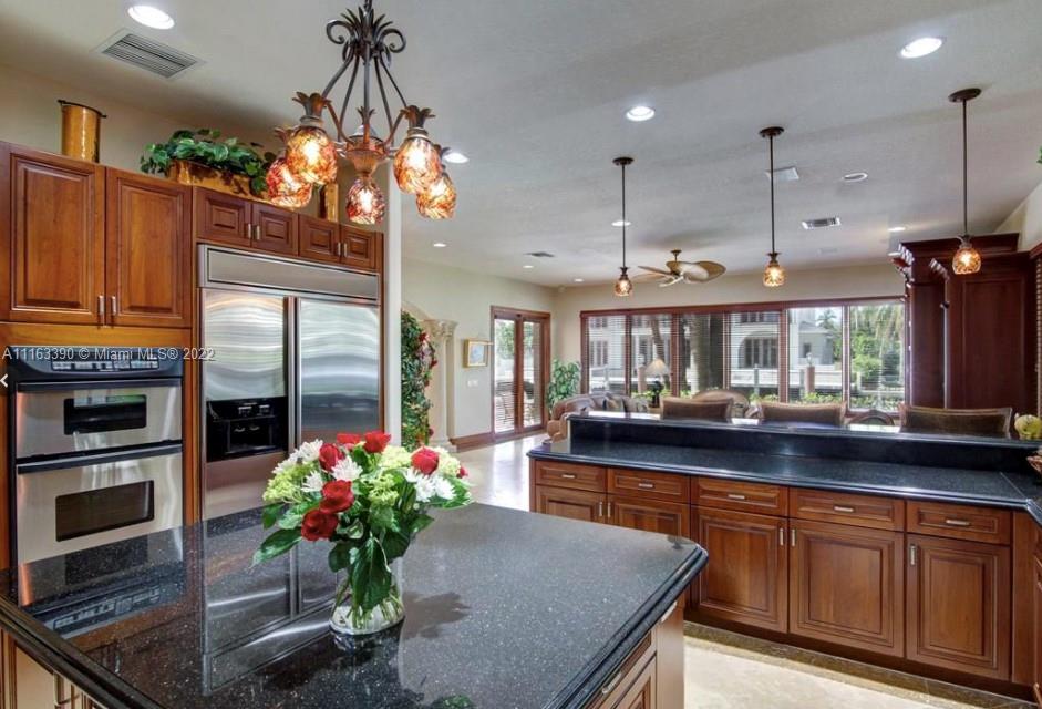 CORAL ISLES - Residential