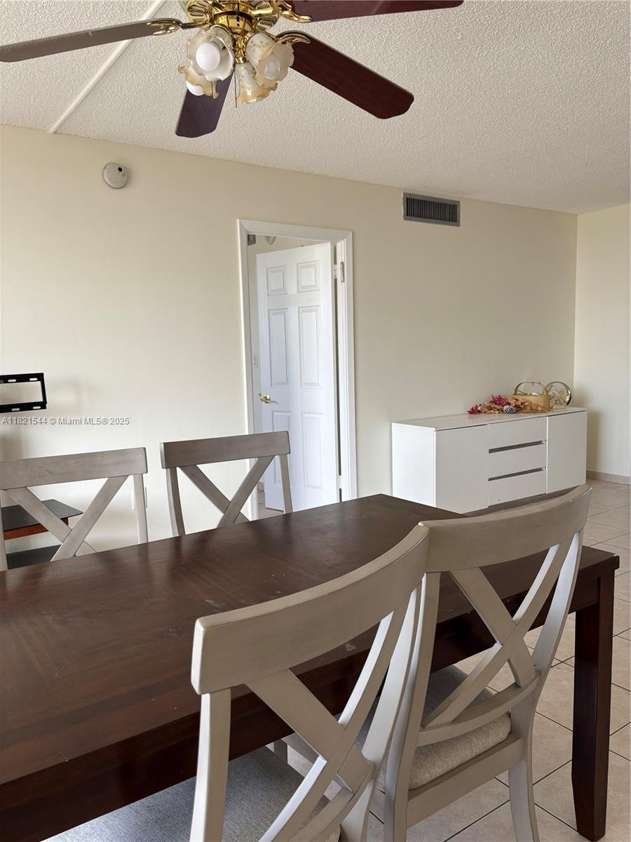 PLAZA TOWERS NORTH CONDO - Residential Lease