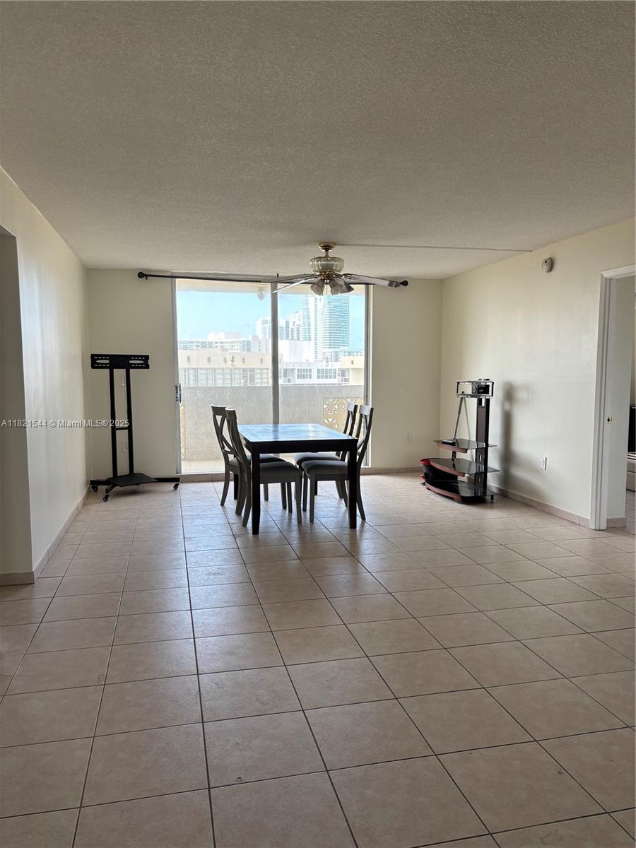 PLAZA TOWERS NORTH CONDO - Residential Lease