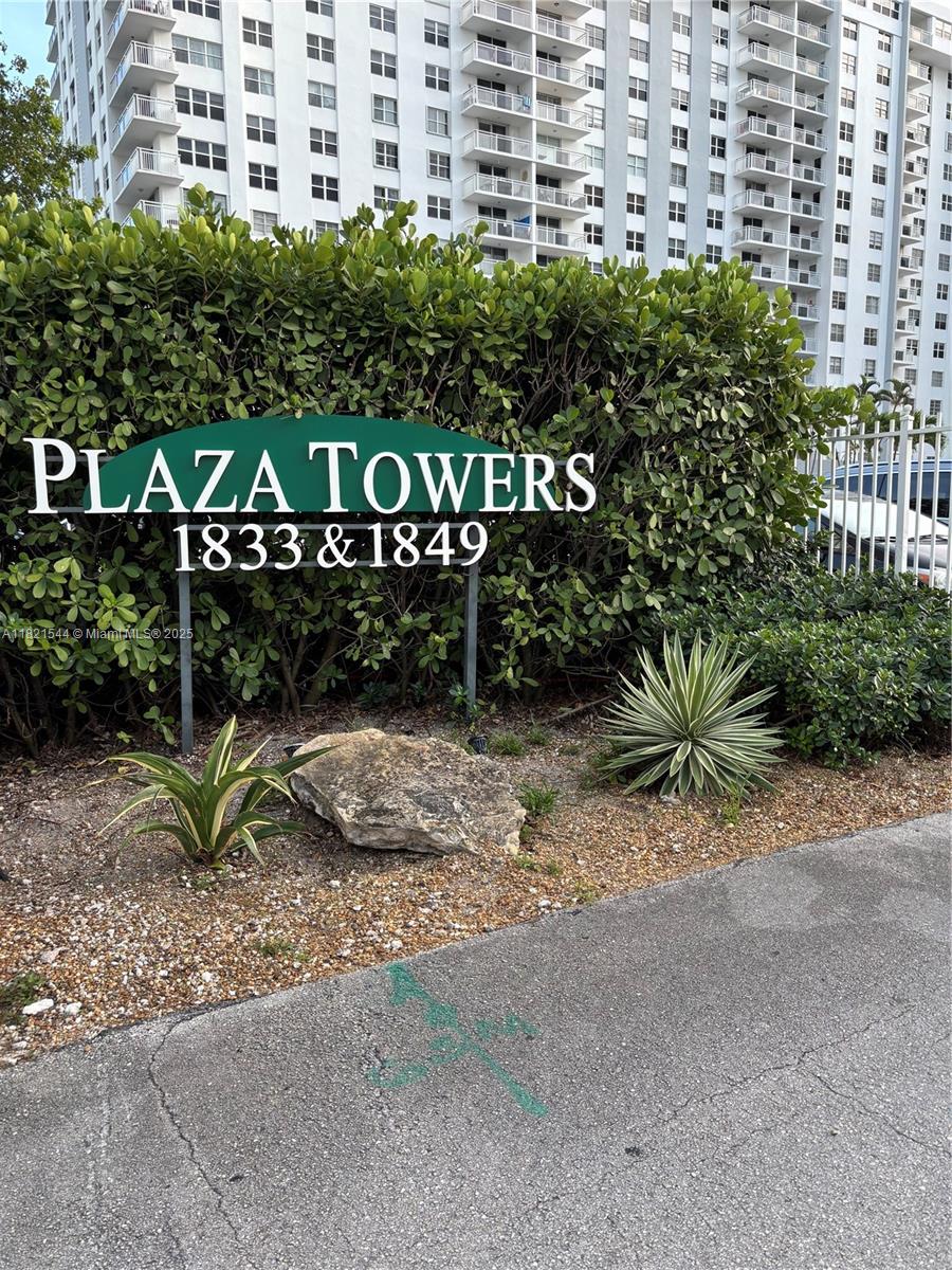 1833 S Ocean Dr 1203, Hallandale Beach, Broward County, Florida - 2 Bedrooms  
2 Bathrooms - 
