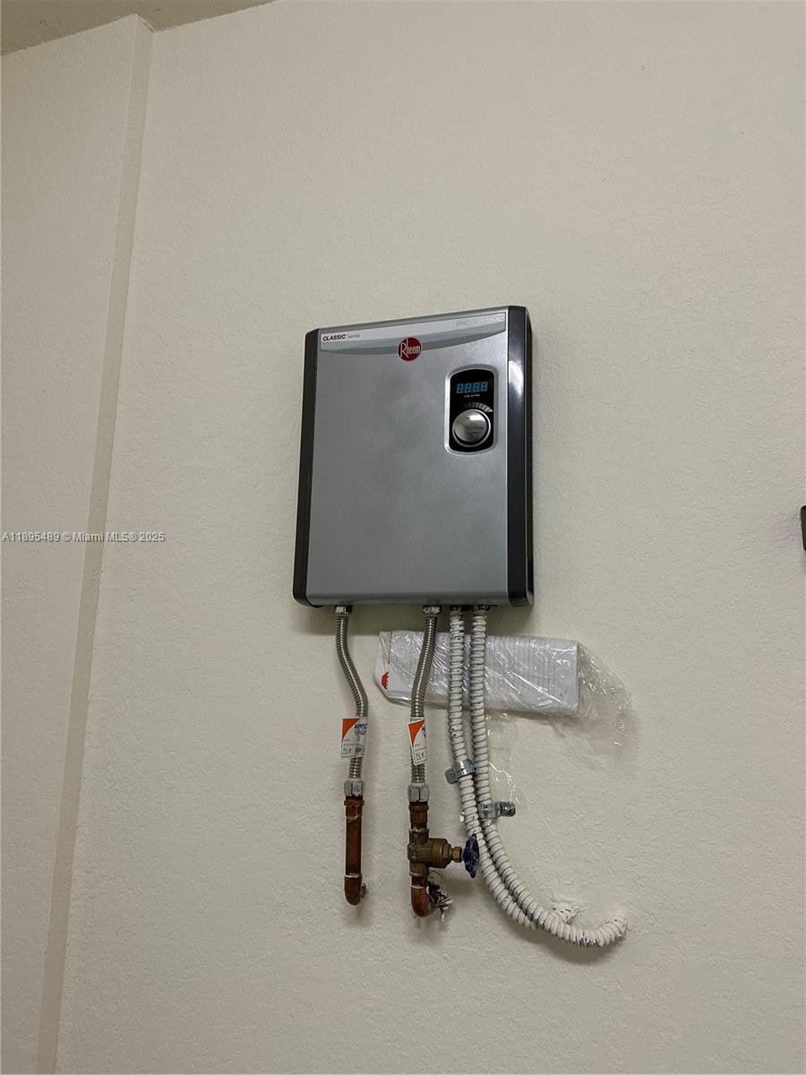 BAYWINDS OF DOMINICA AND - Residential