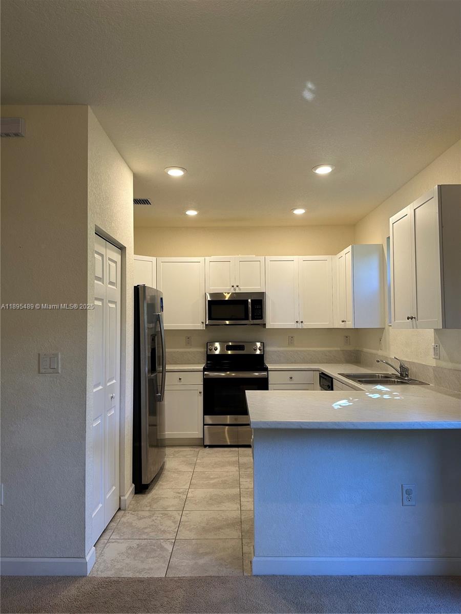 BAYWINDS OF DOMINICA AND - Residential