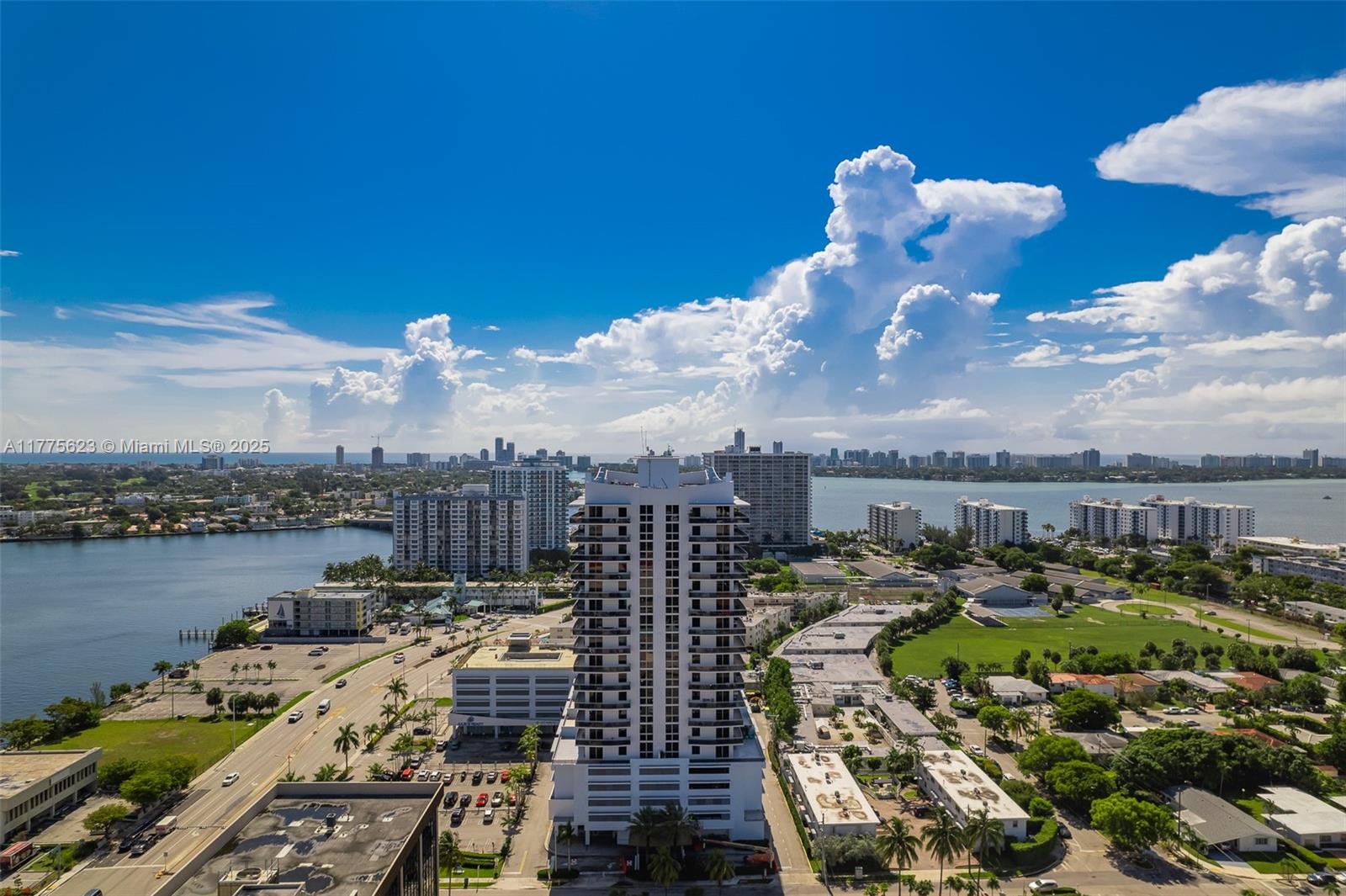 THE LEXI CONDO - Residential