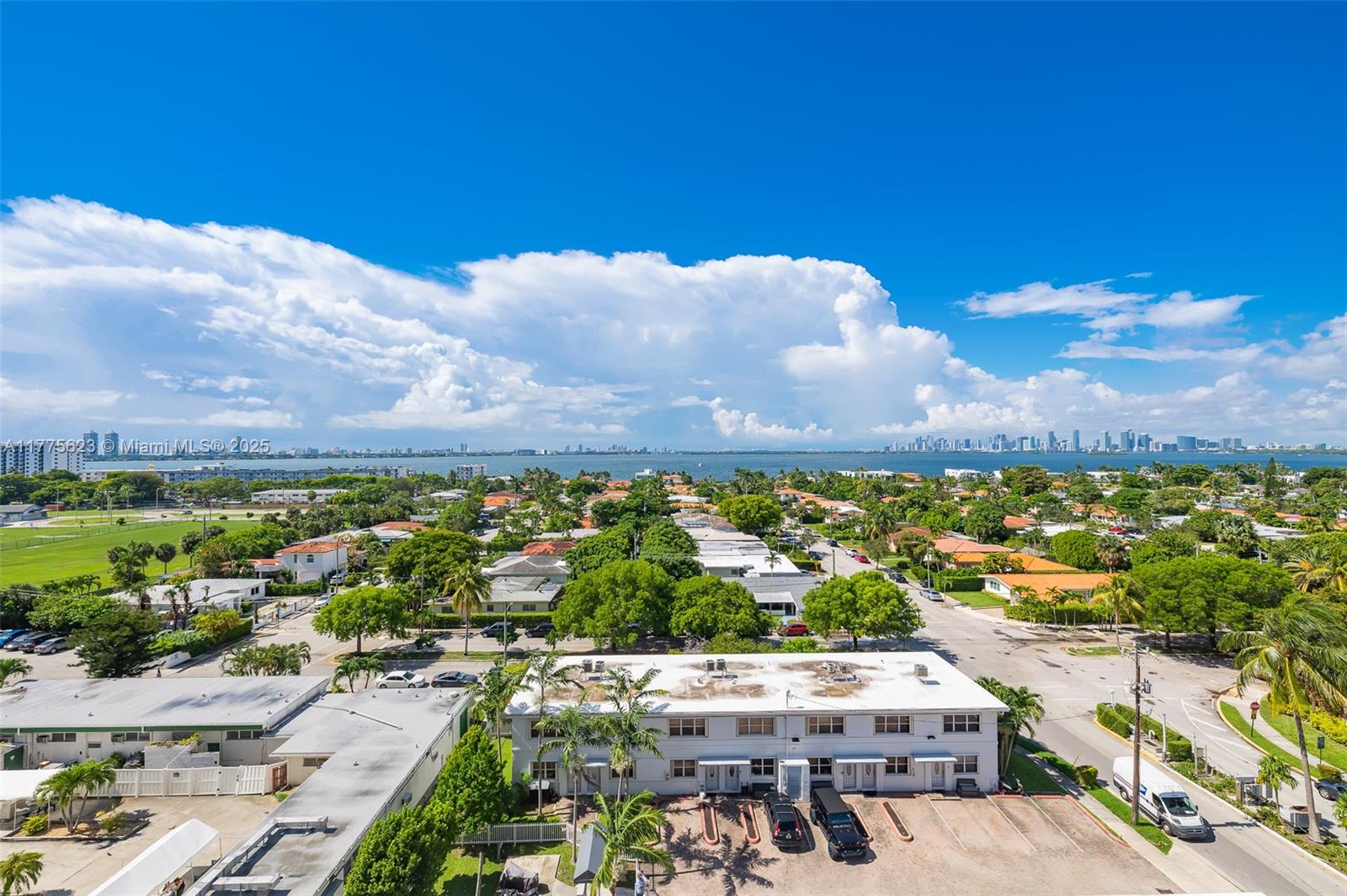 THE LEXI CONDO - Residential