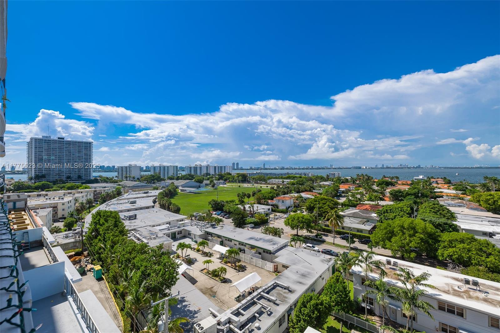 THE LEXI CONDO - Residential